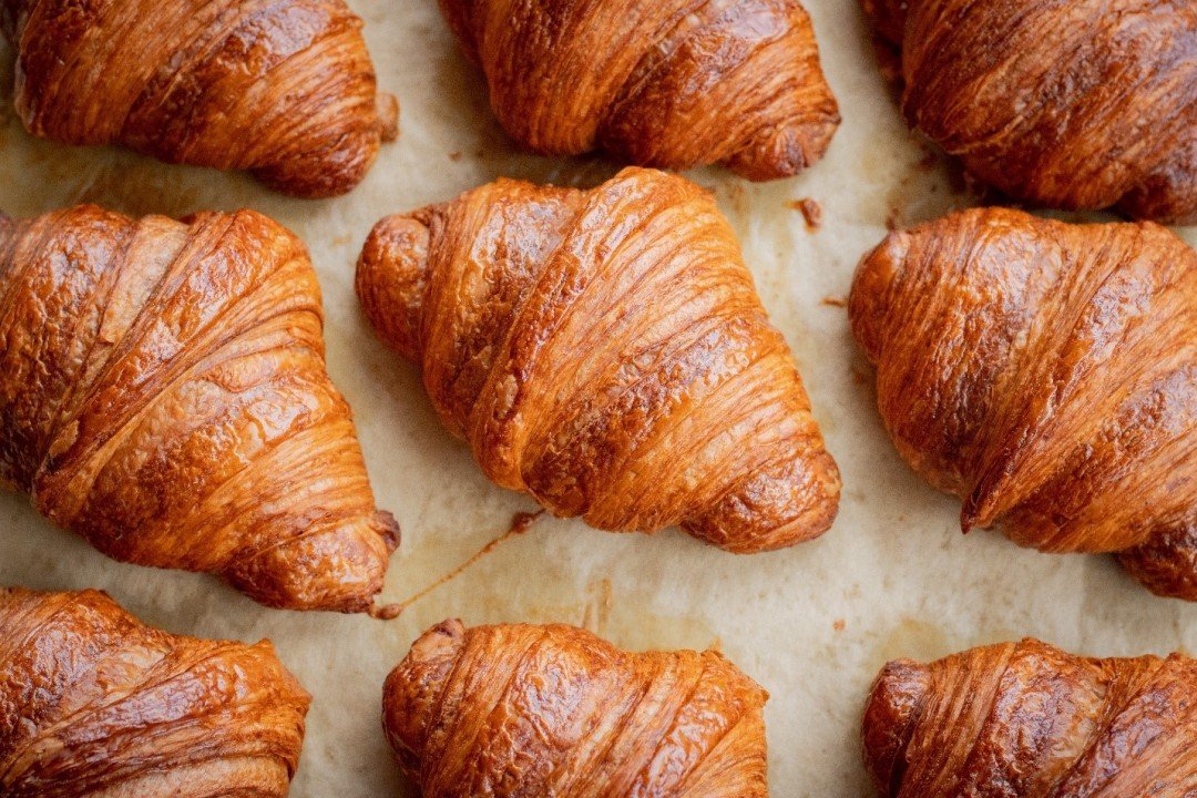 Exploring International Pastries: From Croissants to Baklava