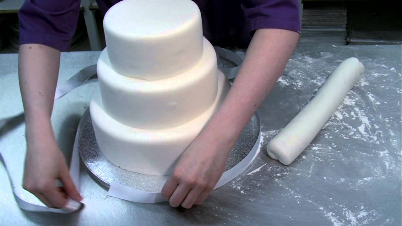 How to Create Stunning Wedding Cakes