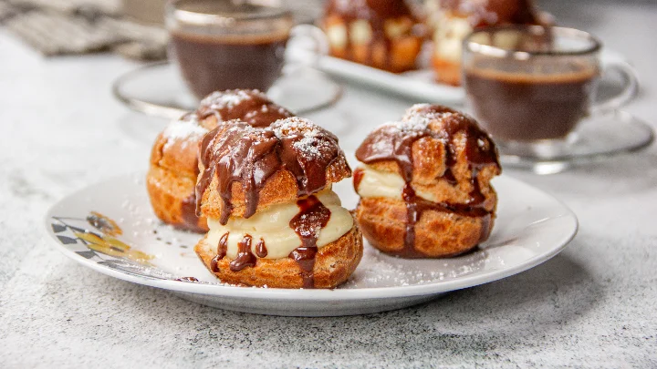 Mastering Eclairs and Cream-Filled Pastries